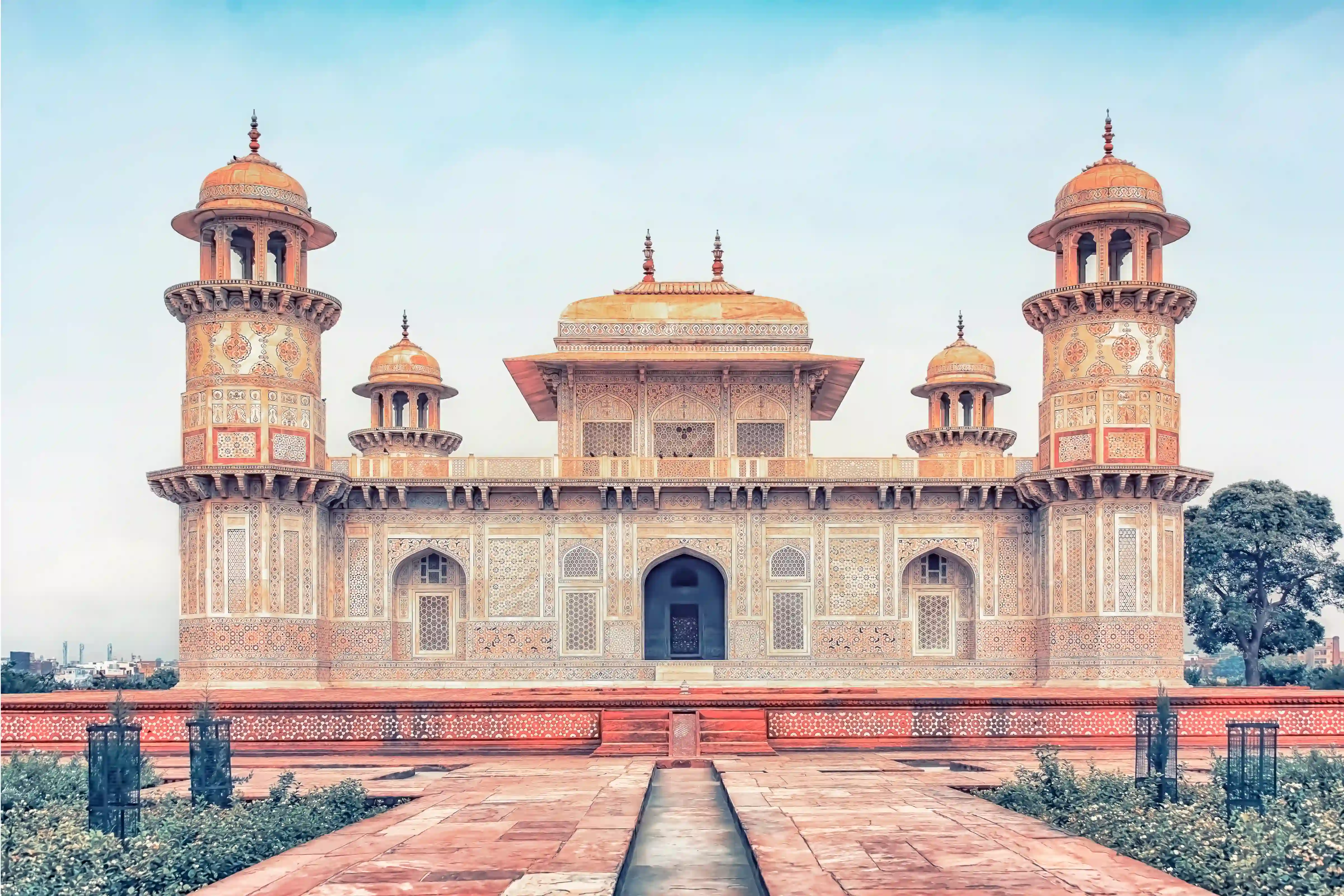 Sunrise Taj Mahal Tour From Delhi