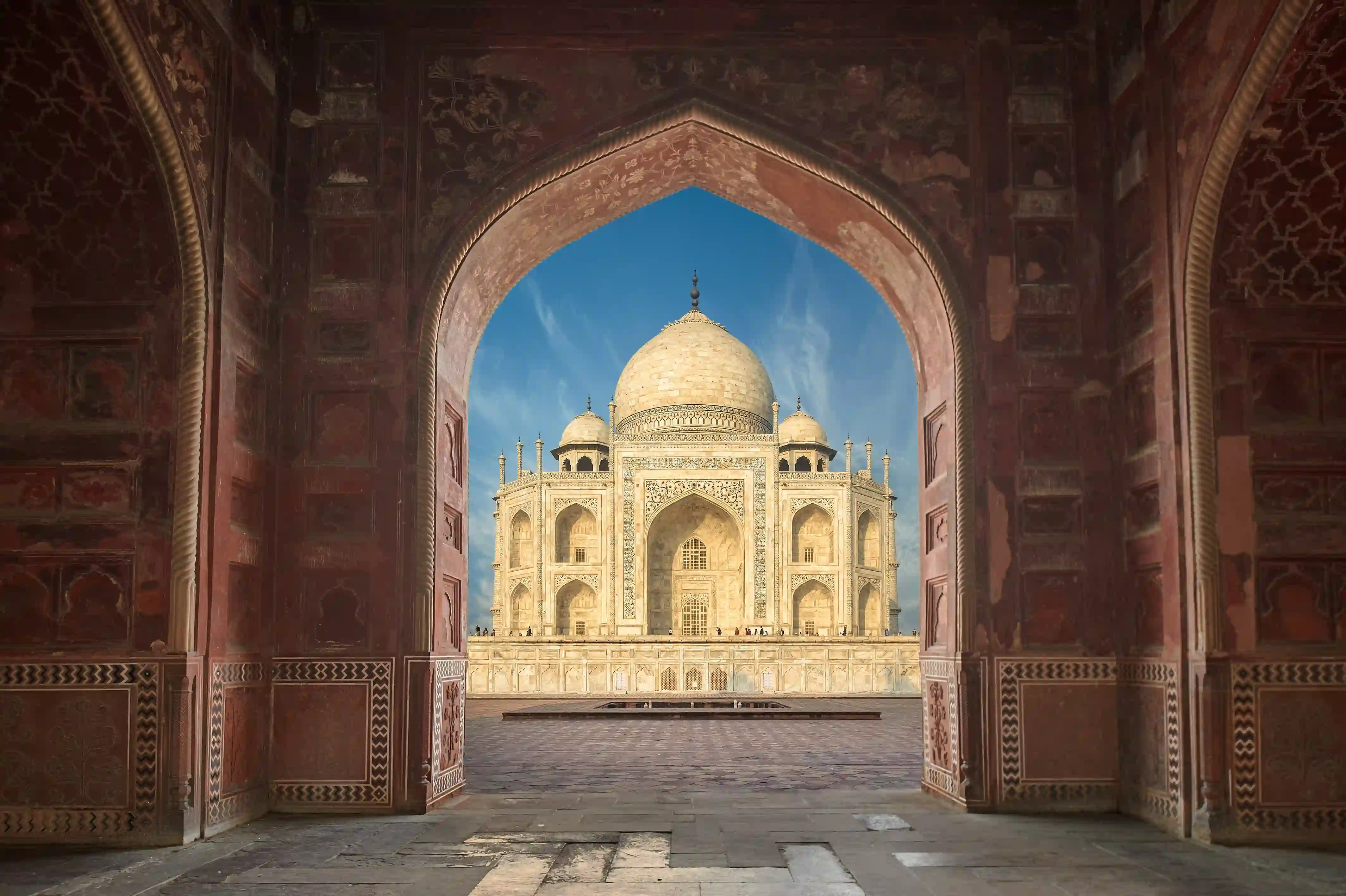 Taj Mahal Tour From Delhi By Premium Car