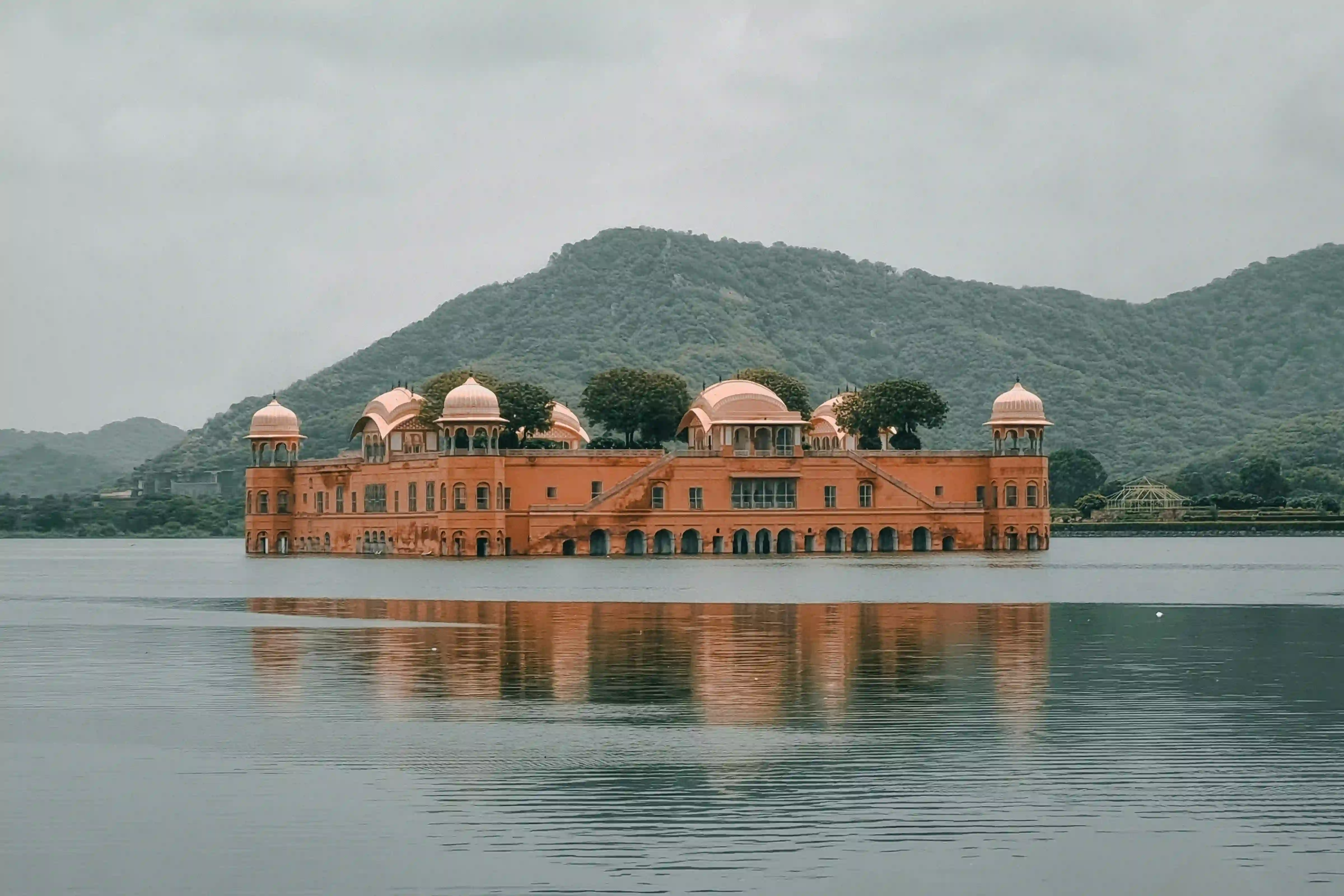 From Delhi: Jaipur City Private Day Tour by Car