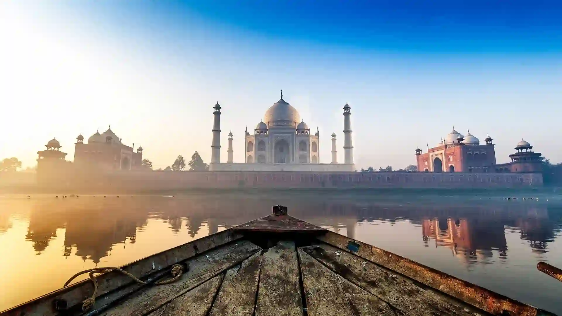 Taj Mahal Tour From Delhi By Premium Car