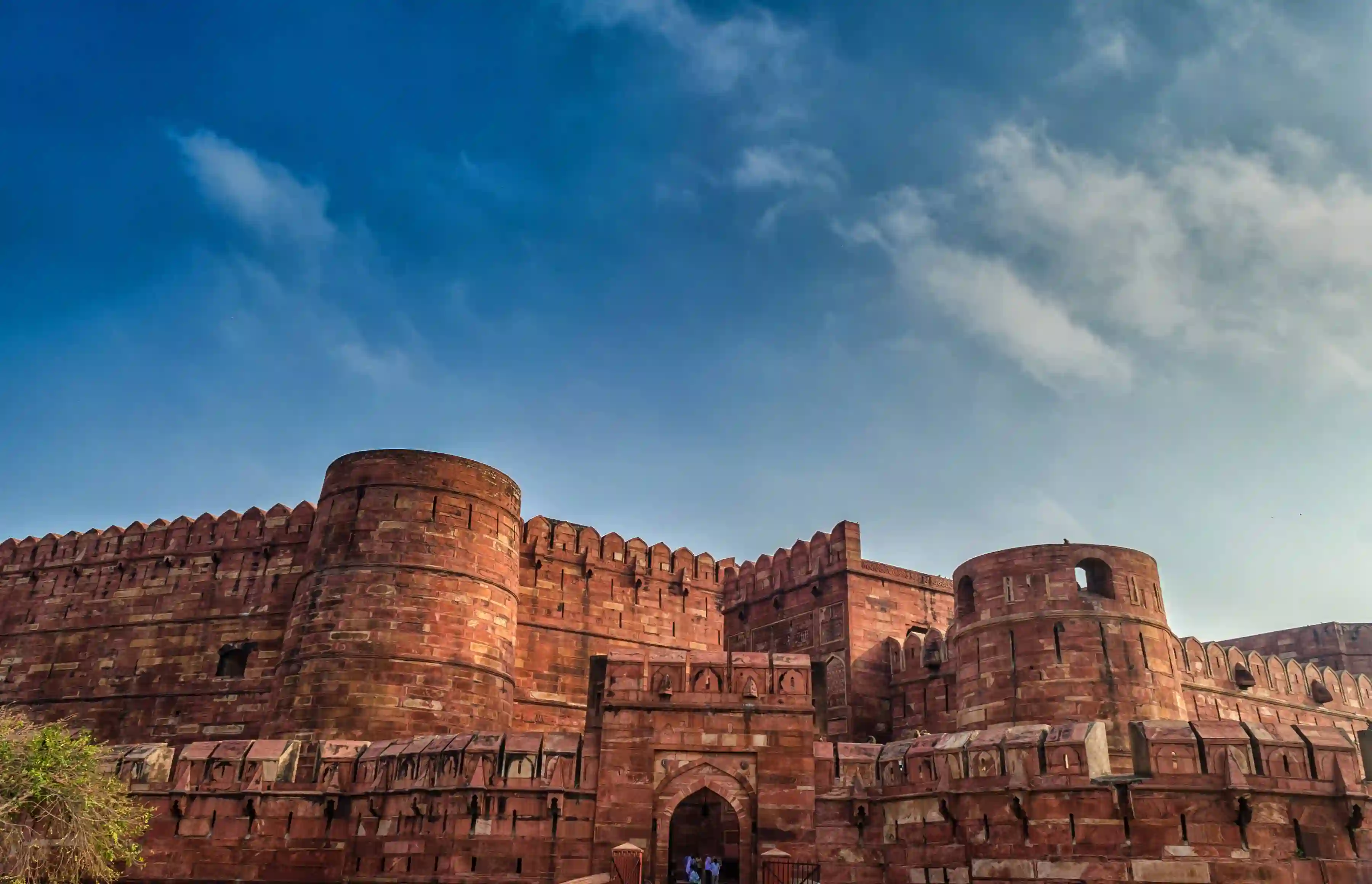 Taj Mahal Tour From Delhi By Premium Car