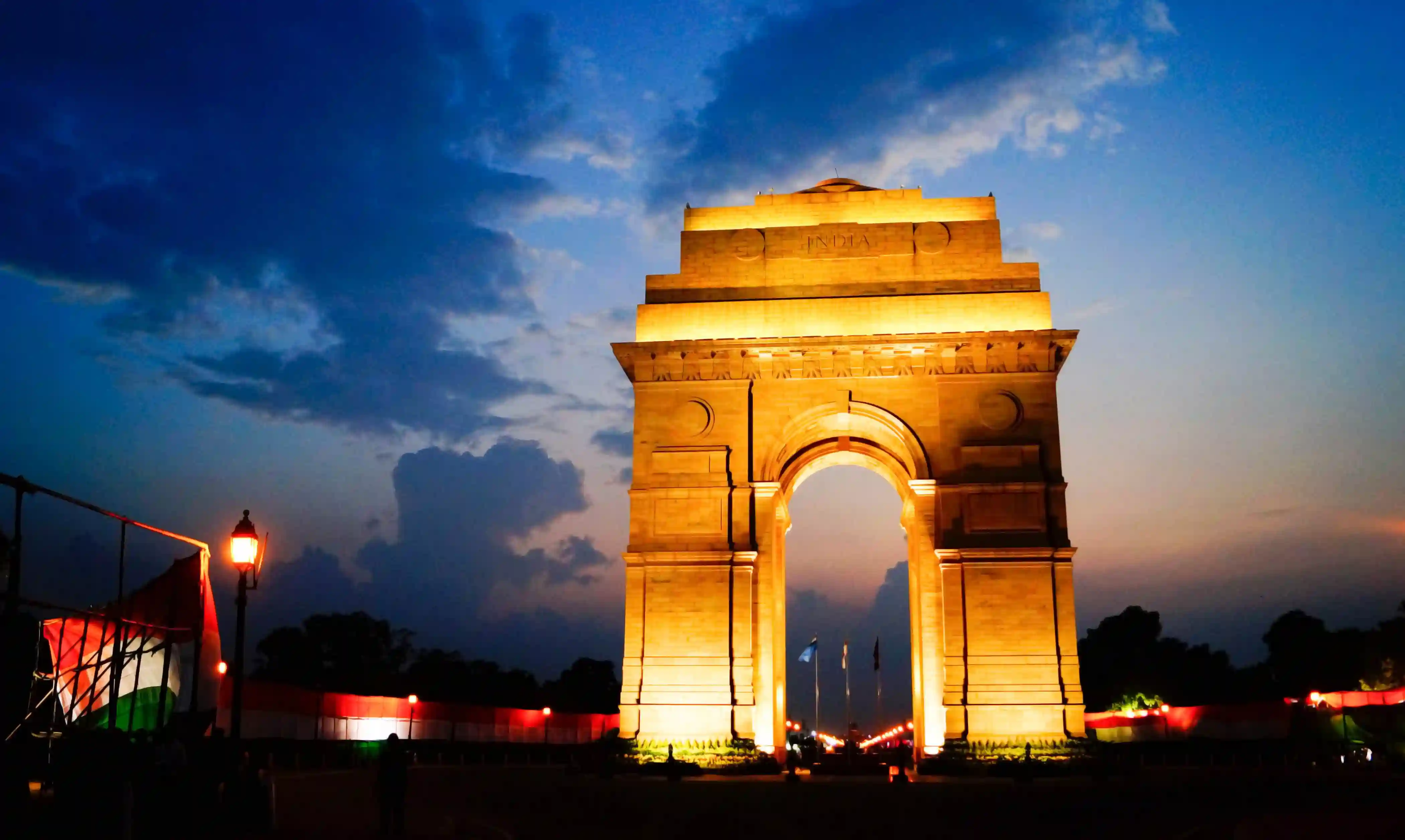 Old Delhi Food Tasting Tour 4 Hours
