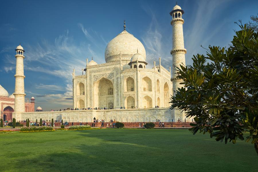 Sunrise Taj Mahal Tour From Delhi