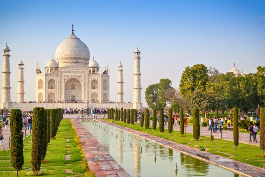 From Delhi: Taj Mahal and Agra Tour By Gatimaan Express Train