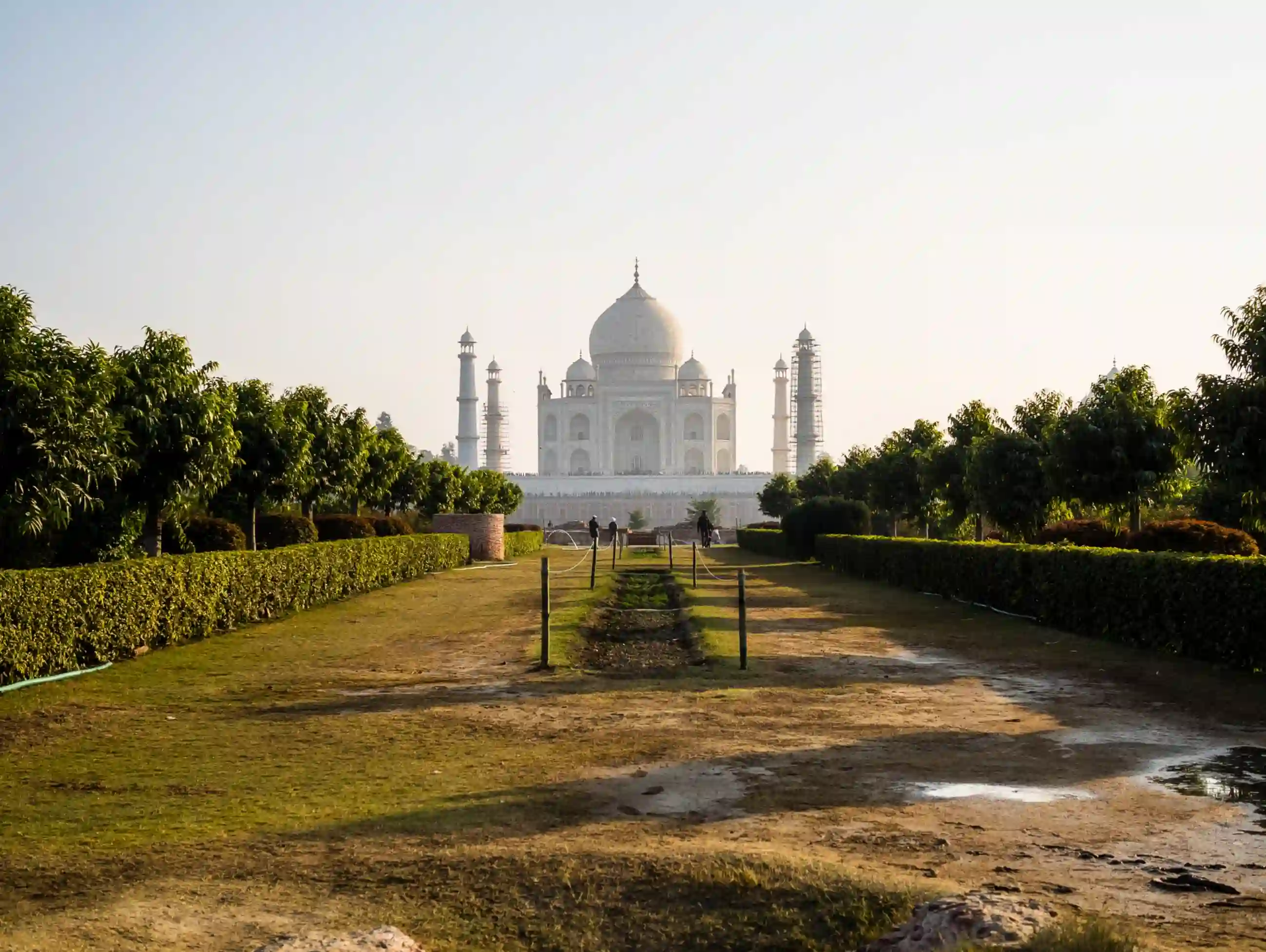 Taj Mahal Tour From Delhi By Premium Car