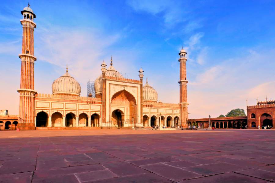 Tour of Delhi Temples & Spiritual Sites - 6 Hours