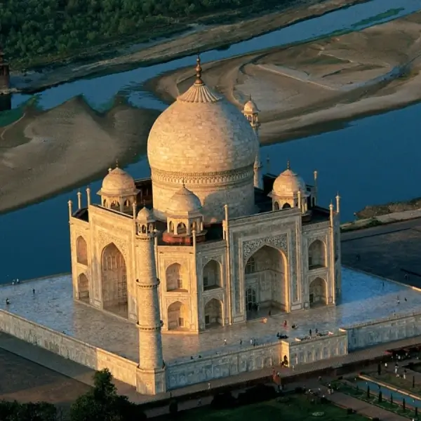 taj-mahal-tour-slide1
